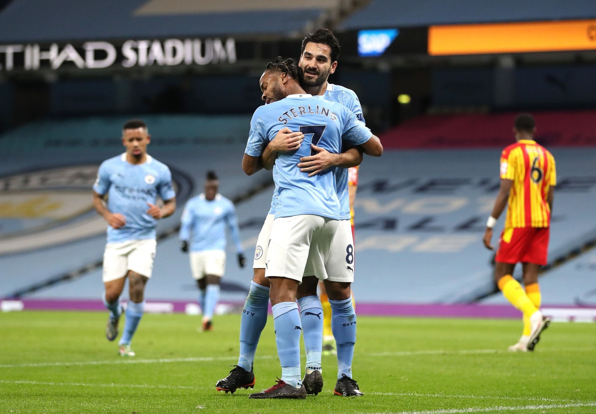 学校为学生 学校为学生